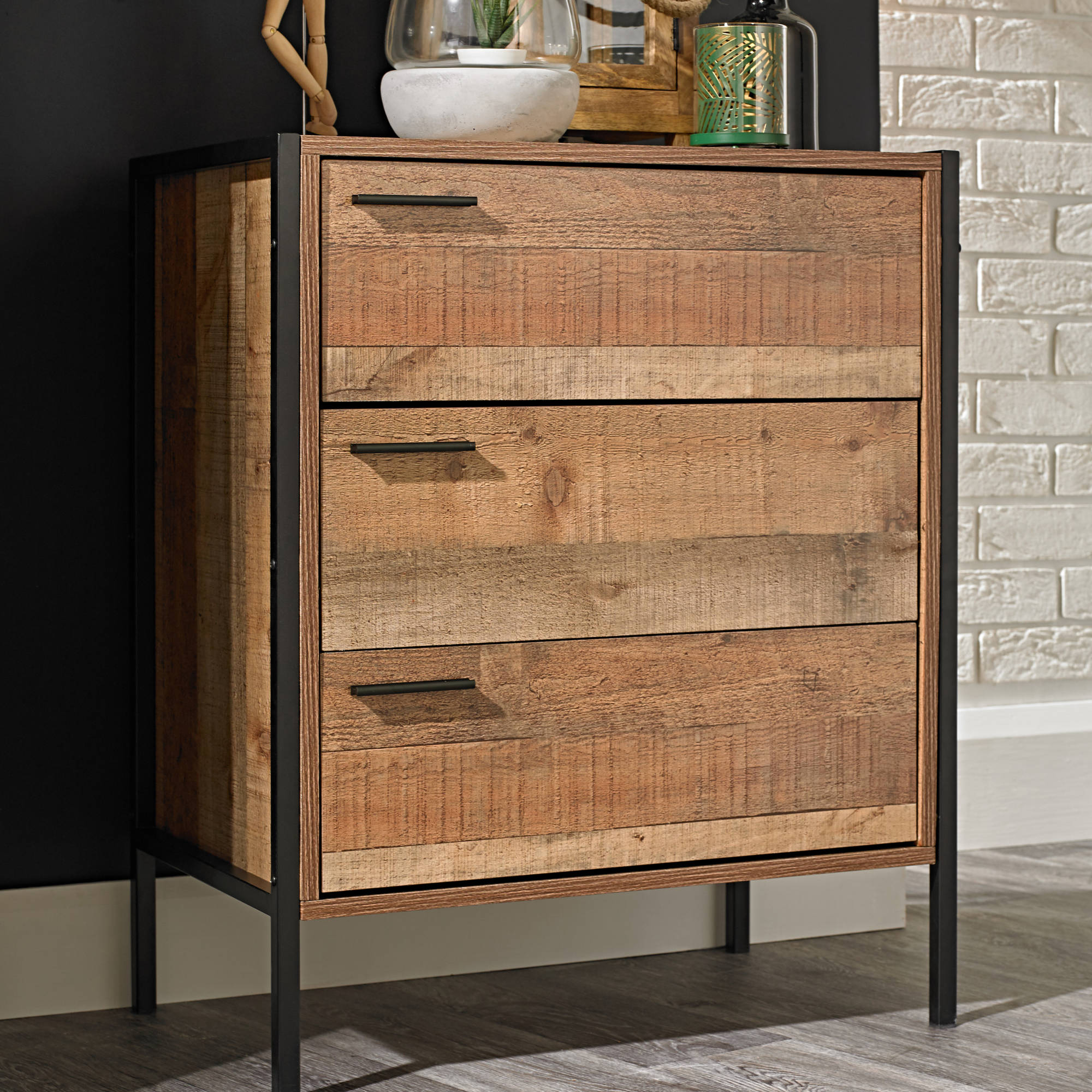Aske 3 Drawer Chest of Drawers - Ezzo