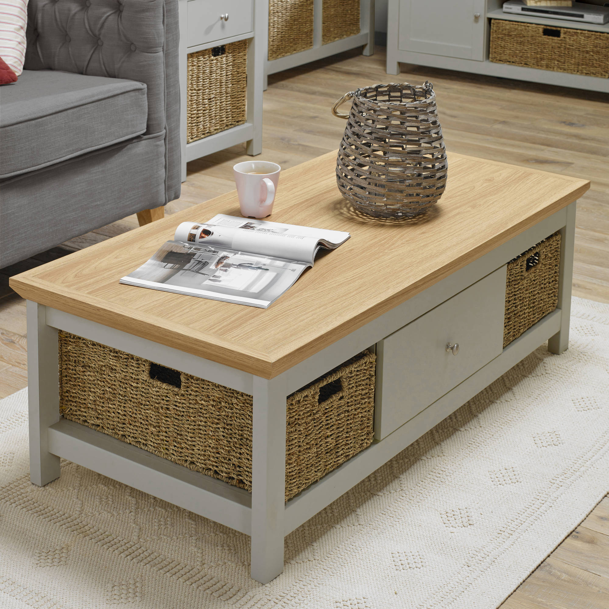 Broadwell Coffee Table in Grey - Ezzo