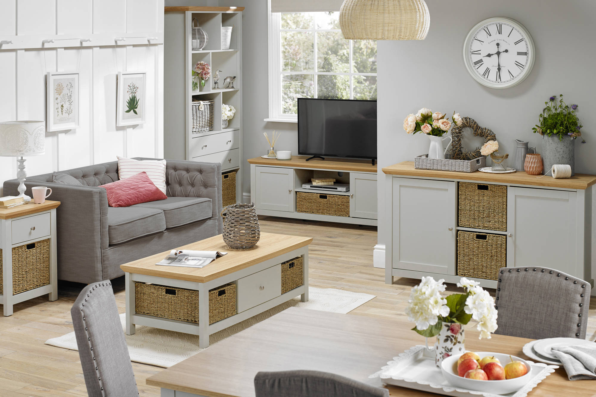 Broadwell Dining Table in Grey - Ezzo