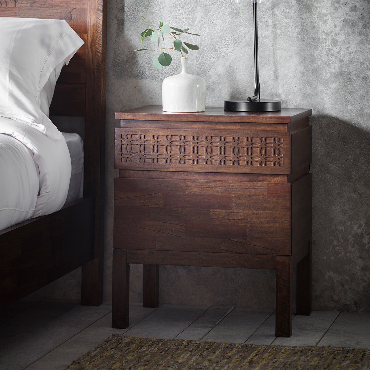 Greenwich Bedside 2 Drawer Chest in Natural - Ezzo